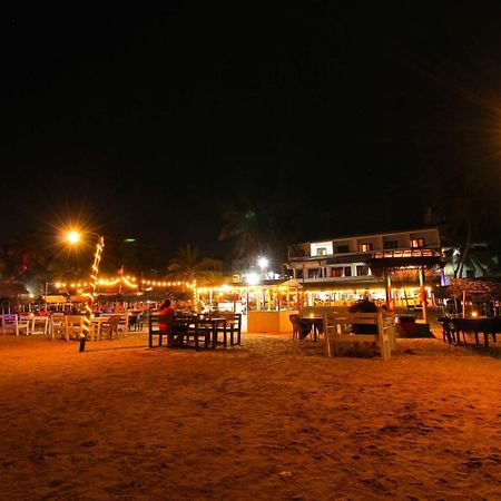 Ritas Hotel Hikkaduwa Ngoại thất bức ảnh