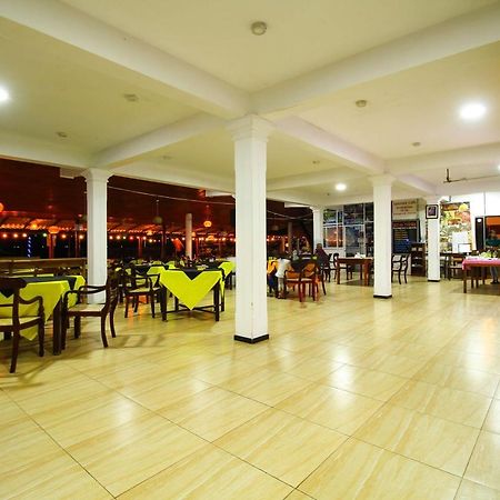 Ritas Hotel Hikkaduwa Ngoại thất bức ảnh